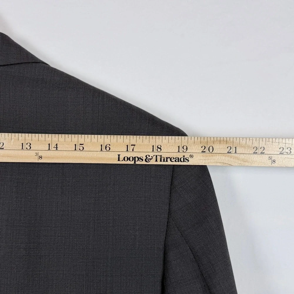 Jos A Bank Suit 40R 34x28 100% Wool Gray Executive Professional Preppy Wedding